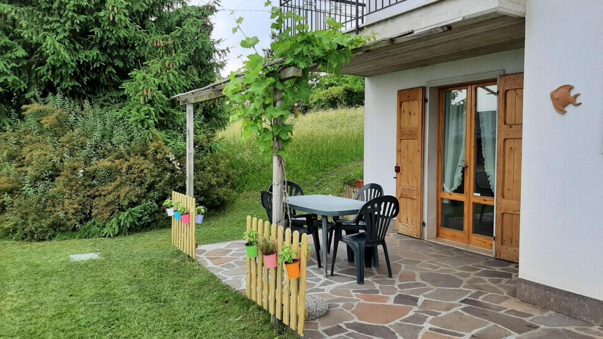 Wohnung Zanetti Mit Blick Aufs Wasser San Zeno di Montagna Zewnętrze zdjęcie