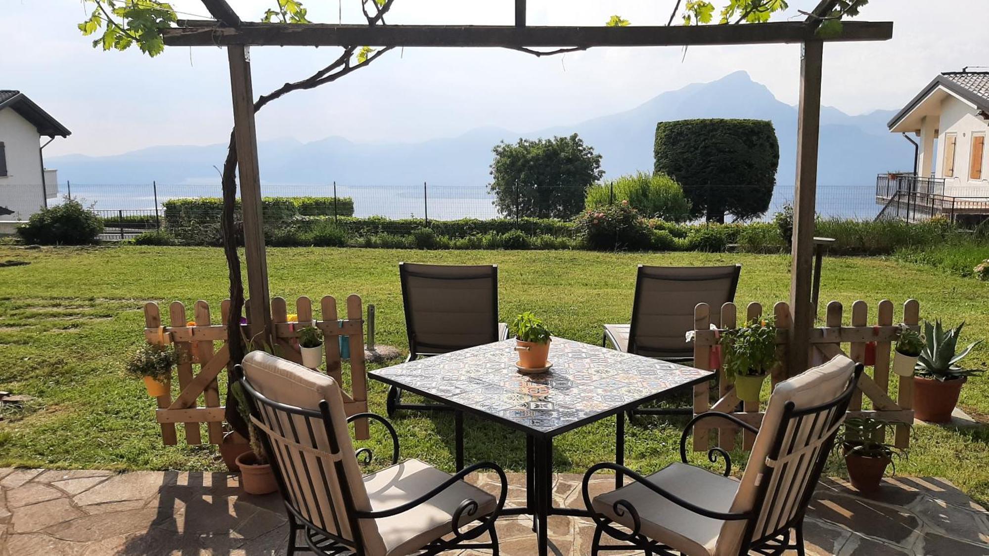 Wohnung Zanetti Mit Blick Aufs Wasser San Zeno di Montagna Zewnętrze zdjęcie