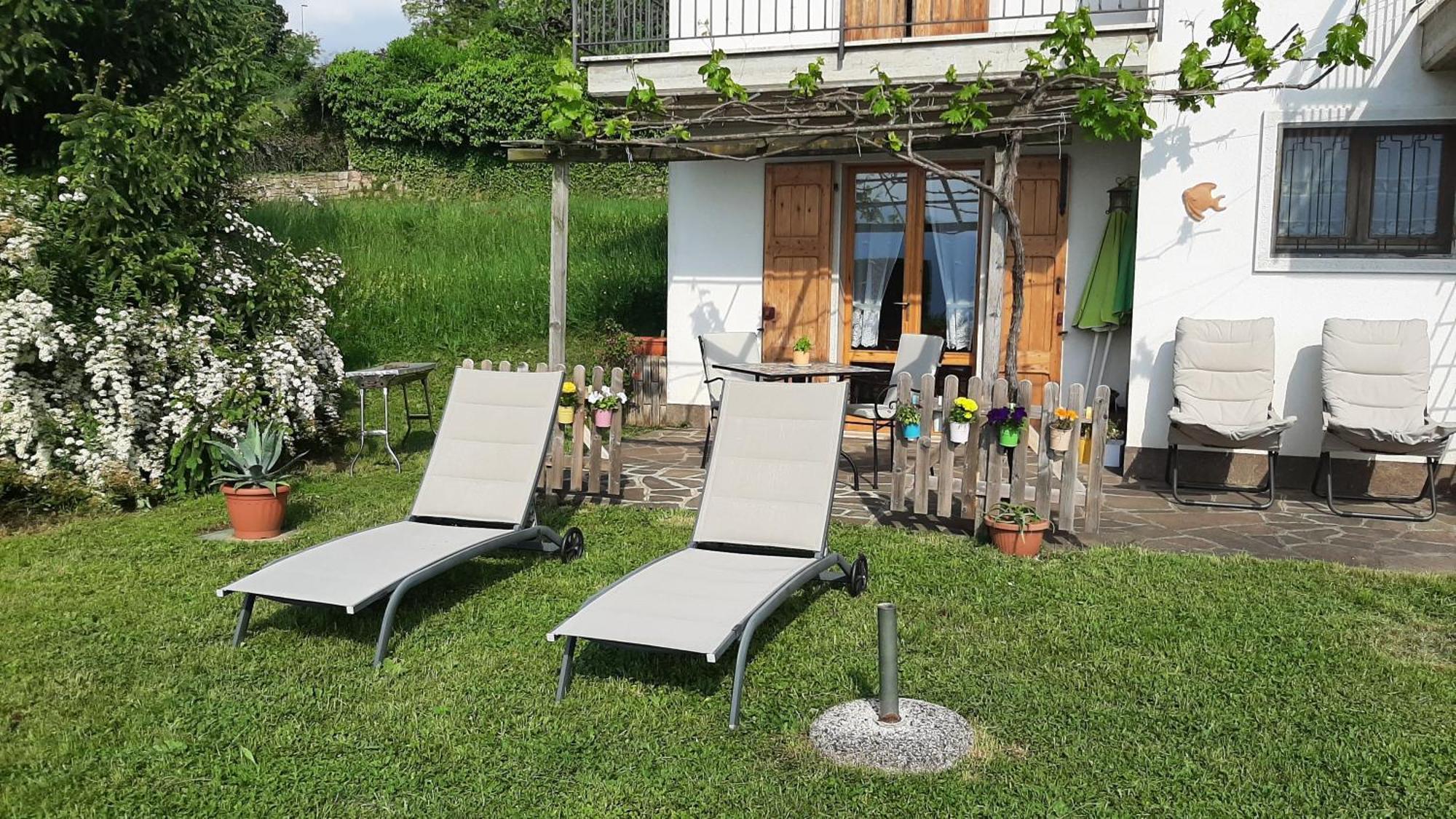 Wohnung Zanetti Mit Blick Aufs Wasser San Zeno di Montagna Zewnętrze zdjęcie