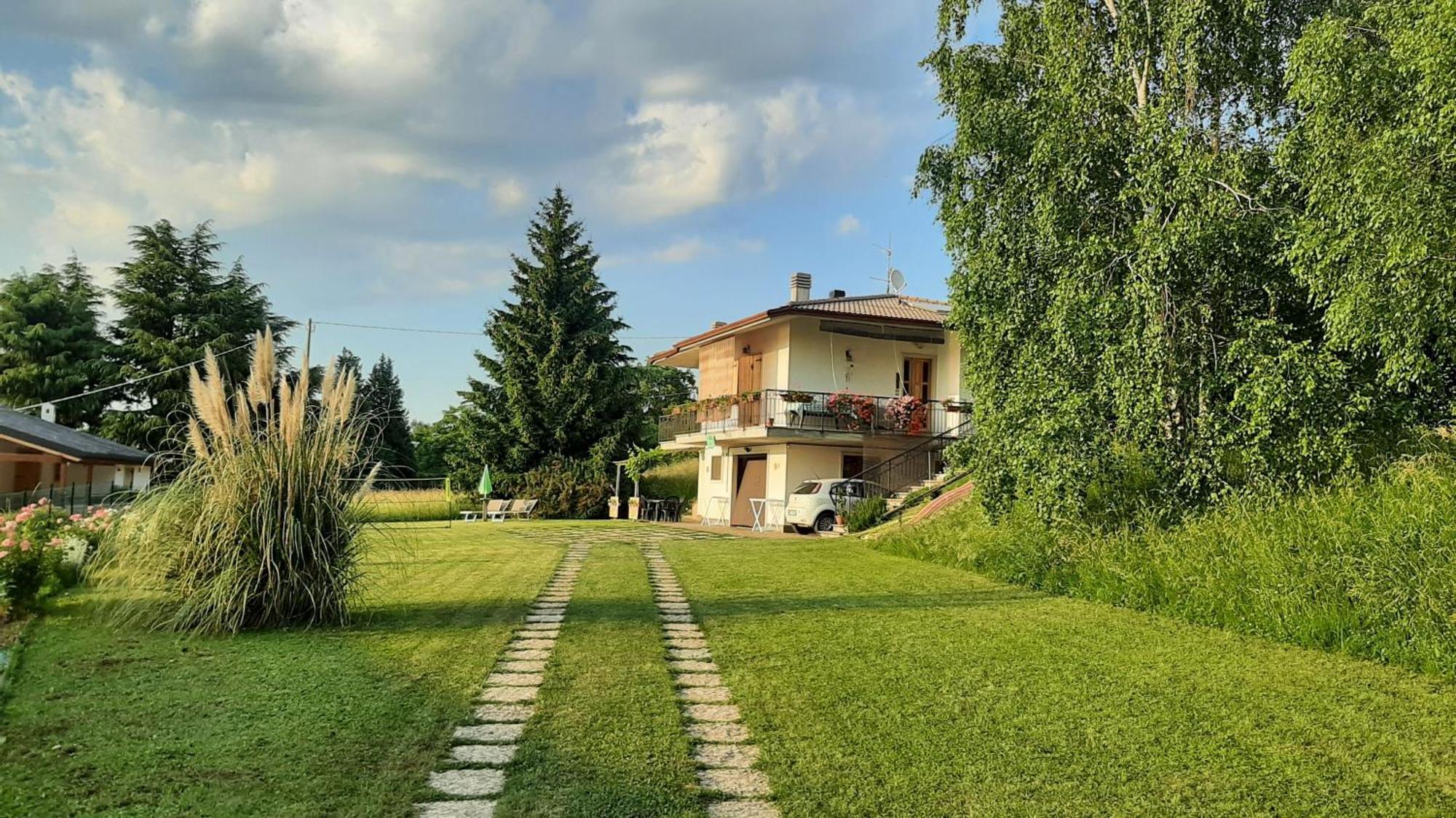 Wohnung Zanetti Mit Blick Aufs Wasser San Zeno di Montagna Zewnętrze zdjęcie